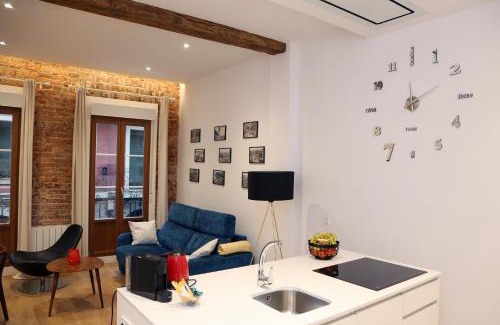 San Francisco Apartamento | Piso Moderno a 2 minutos del Casco Viejo con Parking Gratis