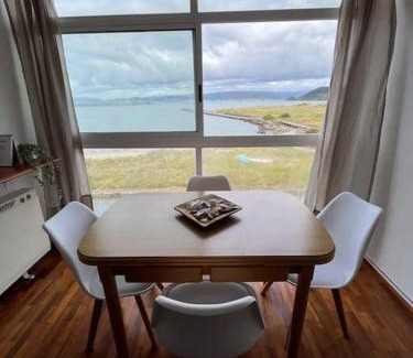 Cariño Apartamento | Piso primera línea de playa y vistas al mar en Cariño