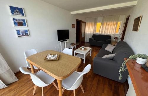 Cariño Apartamento | Piso primera línea de playa y vistas al mar en Cariño