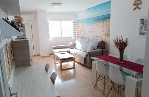 Almeria Apartamento | Piso primera línea playa Almería