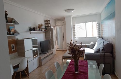Almeria Apartamento | Piso primera línea playa Almería