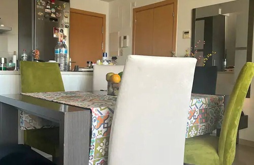Sabadell Apartamento | Piso Sabadell, cerca de dos estaciones de tren.
