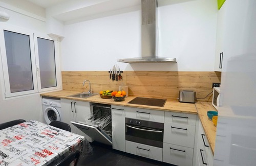 Distrito artístico Apartamento | Bilbao Gran Vía, 5 per, Garaje Gratis, Congresos, Museos Guggenheim teletrabajo.