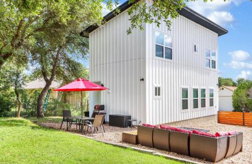 Canyon Lake Casa | Pitch Perfect