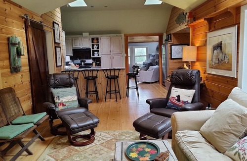 Lincolnville Casa | PITCHER PERFECT - Town of Lincolnville - Pitcher Pond