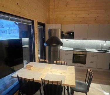 Akaslompolo Casa | Pitkäkuusen Helmi
