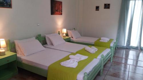 Roda Apartamento | Pitsinis Studios & Apartments