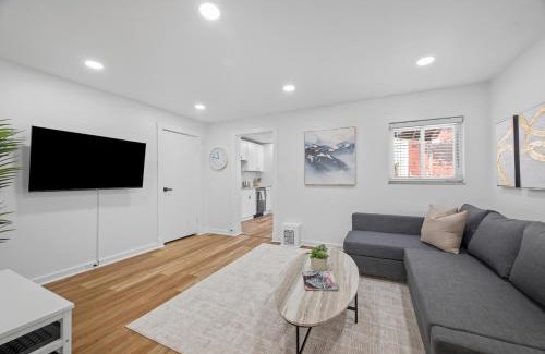 Millvale Apartamento | Pittsburgh Millvale Modern and Cozy 1 Bedroom Apartment with Parking