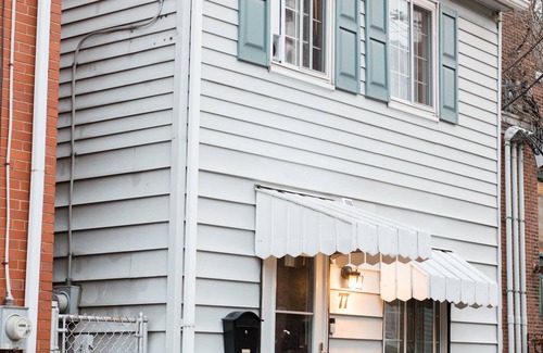 South Side Flats Casa | Pittsburgh Pennsylvania house