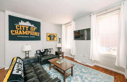 Manchester Apartamento | Pittsburgh's Sports Suite- FREE driveway Parking
