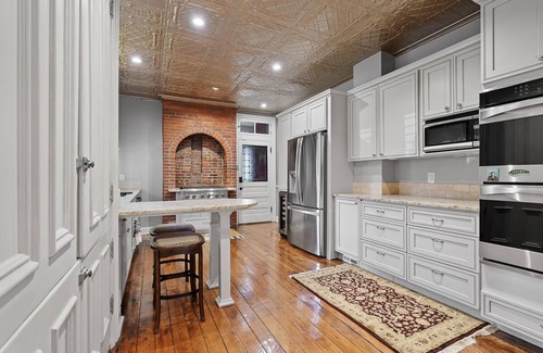 Manchester Casa | Pittsburgh Stay – Walk to Stadiums, Stage AE + Casino, Remote-Work Ready