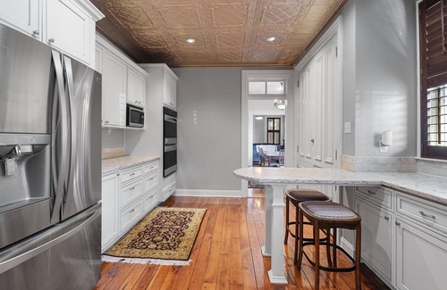 Manchester Casa | Pittsburgh Stay – Walk to Stadiums, Stage AE + Casino, Remote-Work Ready