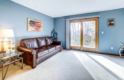Brighton Heights Casa | Pittsburgh Townhome Near Downtown Attractions