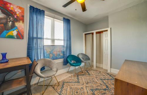 Ross Township Apartamento | Pittsburgh Vacation Rental about 6 Mi to Downtown!