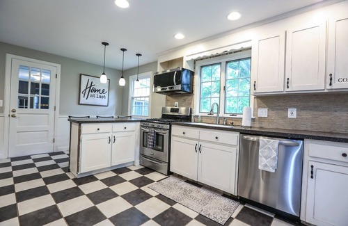 Pittsford Casa | Pittsford Village Home. A pie de todo Restaurantes, tiendas, Canal Trail, YMCA
