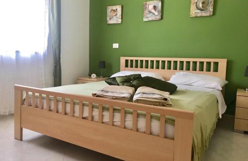 Pizzo Casa | Pizzo Beach Club two bed Apartments 8G