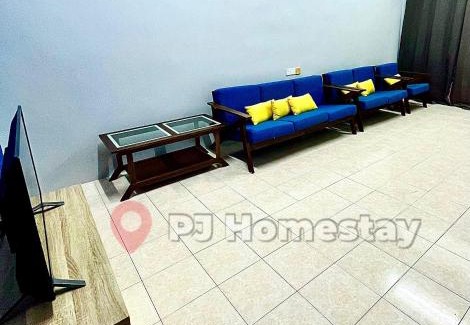 Parit Raja Casa | PJ Homestay