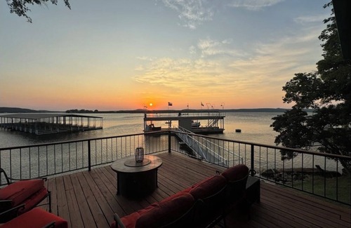 Graford Casa | PK "Lake Life" - 7 miles from Rocker B