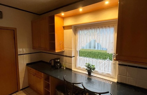 Neumuenster Casa | Plöner Straße 173 - 4 bedrooms with 2 bathrooms