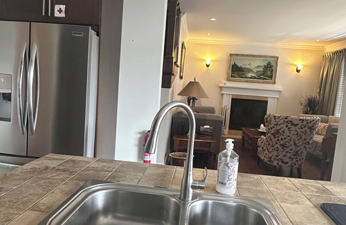 Saint-Bruno-de-Montarville Casa | Place to stay in St Bruno