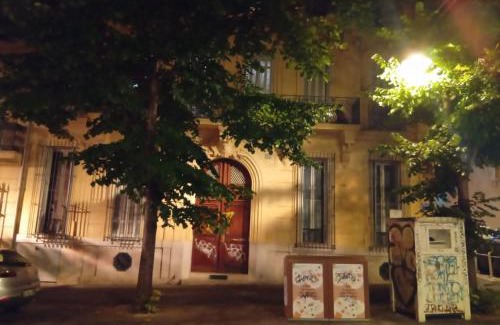 1st Arrondissement Apartamento | Place Longchamps