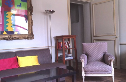 Vivienne Apartamento | PLAZA VENDOME. Tranquilo 2 BR 2 BA con aire acondicionado. Antiguo hotel de lujo *****