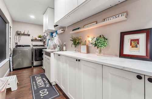 Colonial Beach Casa | Placid Bay Cottage