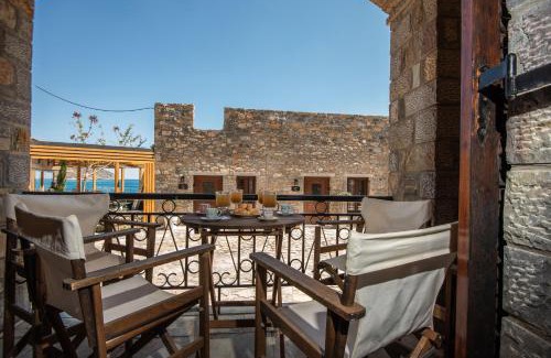 Plaka Apartamento | Plaka on the water Ground floor
