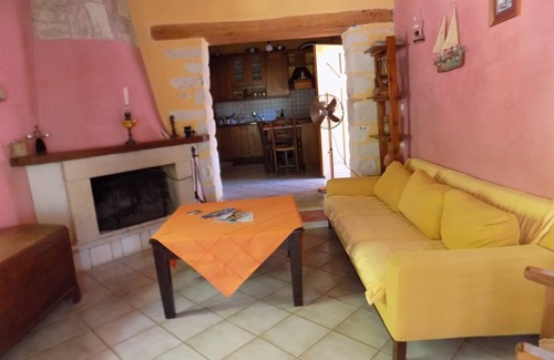 Plaka Cabaña | Plakoura, un lugar tranquilo y privado en la plaza del pueblo de Plaka con vista al mar