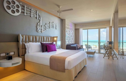 Costa Mujeres Hotel | Planet Hollywood Adult Scene Cancun, An Autograph Collection All Inclusive Resort - Adults Only