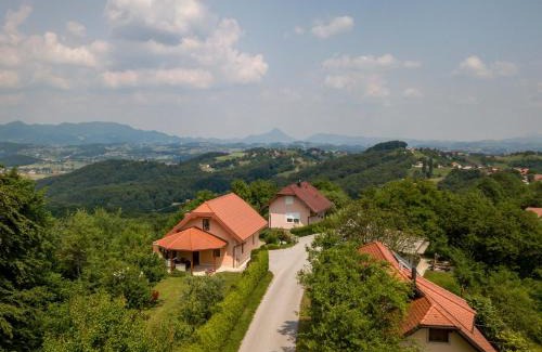 Smarje pri Jelsah Apartamento | PLANINCA -hiša z razgledom