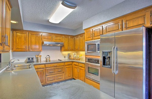 Plano Casa | Plano Home with Patio-17Min to Crayola Experience
