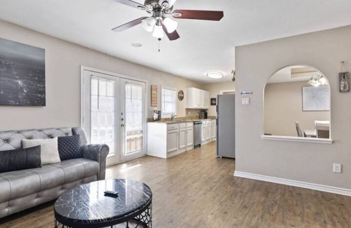 Plano Casa | 🌟 Plano’s Getaway!! Game Room! 4 TVs! FAST WIFI
