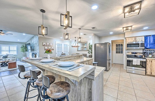 Plant City Casa | Plant City Home & Guest House w/ Outdoor Pool!