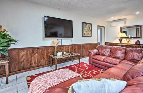 Durant Casa | Plant City Townhome: Near Fishing & Boating!