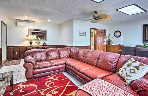 Durant Casa | Plant City Townhome: Near Fishing & Boating!