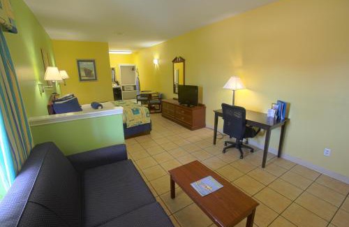 Port Aransas Hotel | Plantation Suites and Conference Center