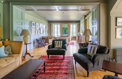 Efailnewydd Casa | Plas Efailnewydd