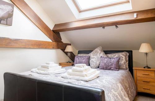 Eglwysbach Casa | PLAS IWRWG GRANARY - Stunning Barn Conversion based in North Wales