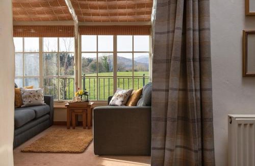 Eglwysbach Casa | PLAS IWRWG GRANARY - Stunning Barn Conversion based in North Wales