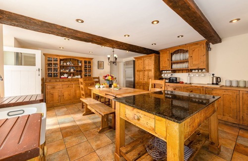 Garn Fadryn Cabaña | PLAS NEWYDD, pet friendly, with pool in Aberdaron