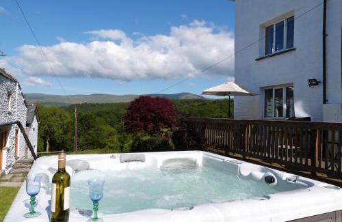 Derwenlas Casa | Plas Rhiwlas