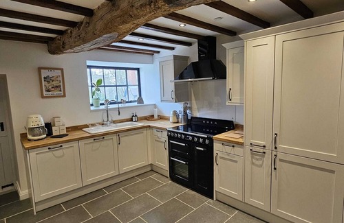 Cilcain Casa | Plas Yn Llan Barn - Exceptional Countryside Views