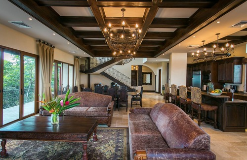 Valle Pura Vida Villa | Platino: un nuevo nivel de lujo, con vistas de 360 grados y calidad incomparable