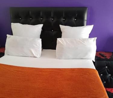 Rustenburg Casa | Platinum inn pty ltd