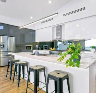 Seymour Casa | Platinum on Washpool