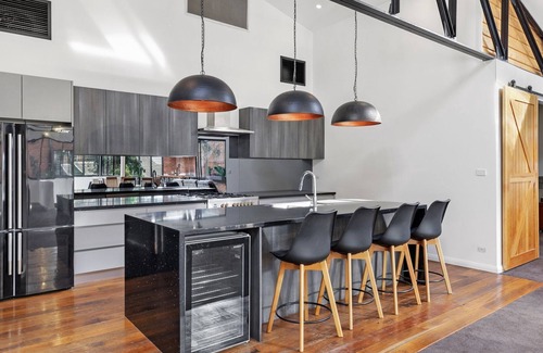 Newcastle West Apartamento | Platinum Precinct - The Penthouse