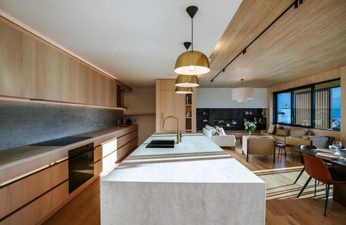 Wanaka Casa | Platinum Ridge | Lake Views | Sleeps 8