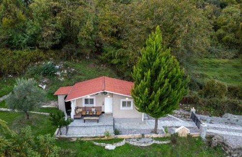 North Tzoumerka Casa | PLATS Traditional Living