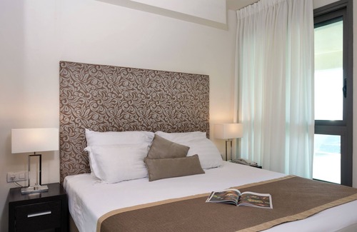 Tel Aviv Promenade Hotel | PLAY Hatzuk Beach